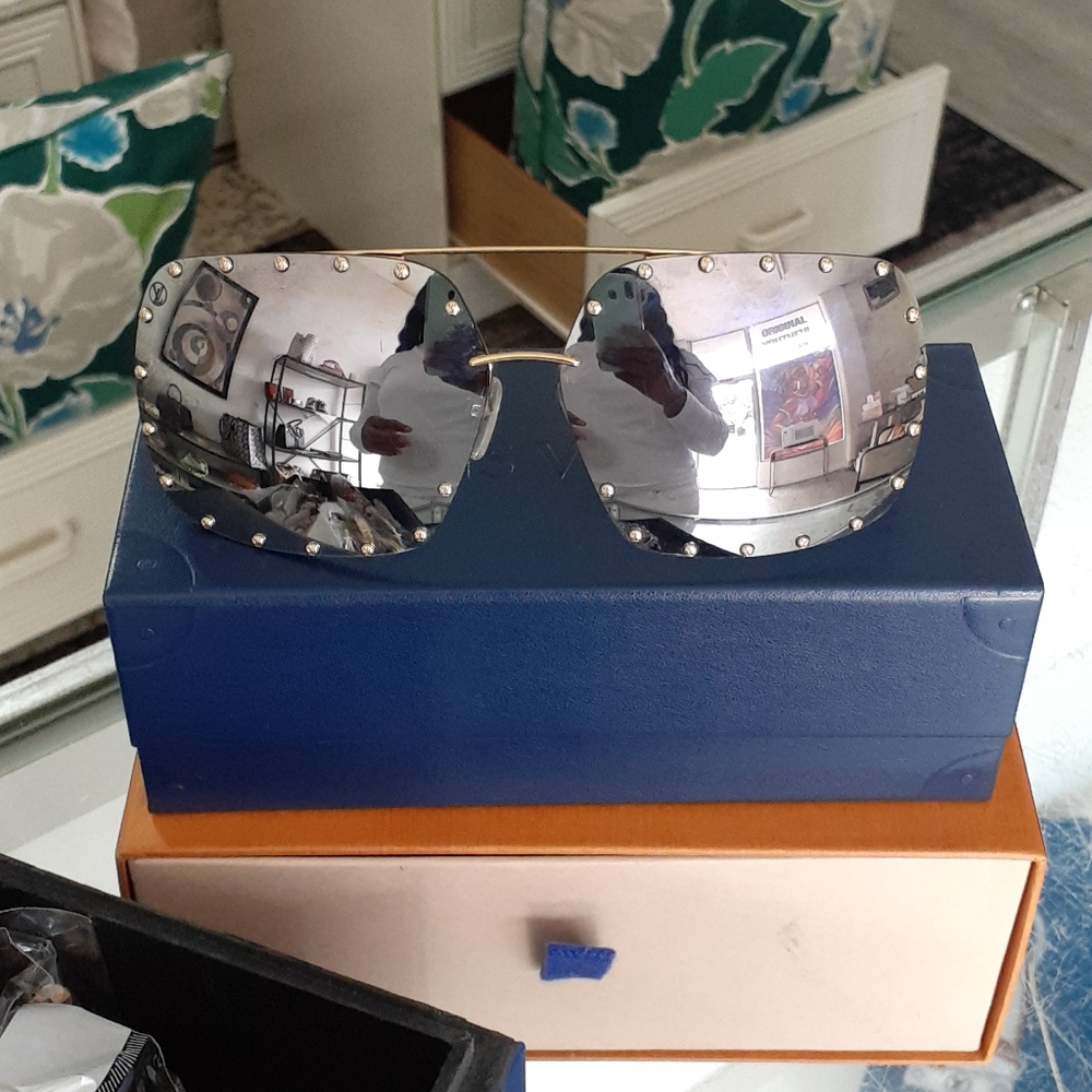 LV sunglasses